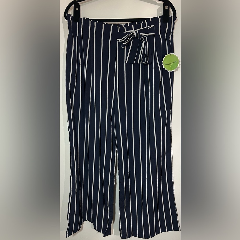 Woman’s Striped Navy & White Wide Leg Pants